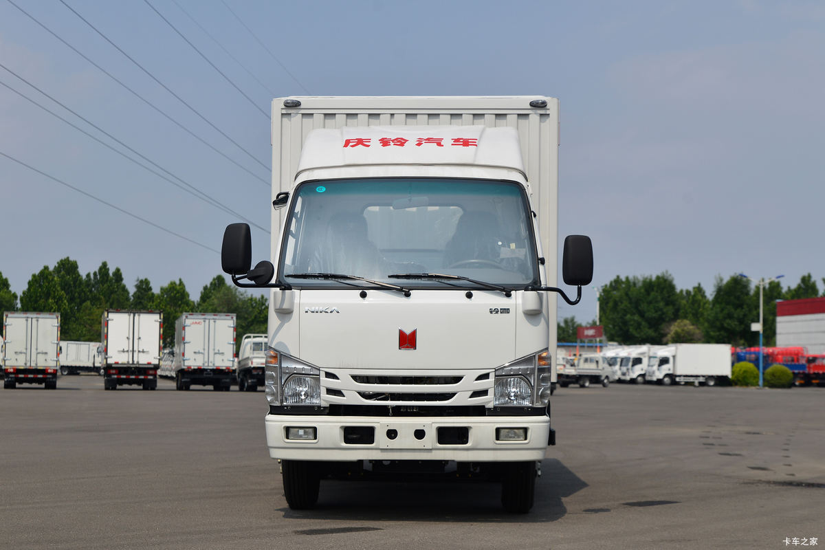 Qingling NIKA Standard Load Version, 122 HP, 4.25m Single-Row Box Light Truck (China VI)