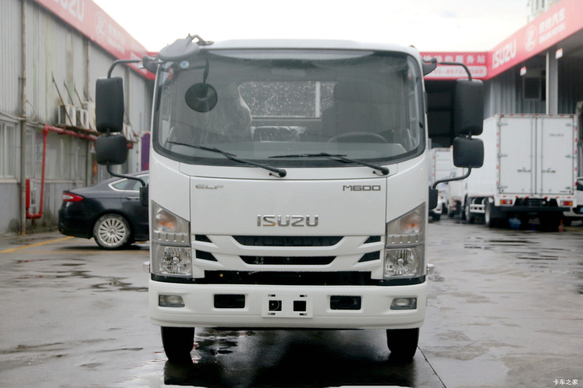 Qingling Isuzu M600 Box Truck